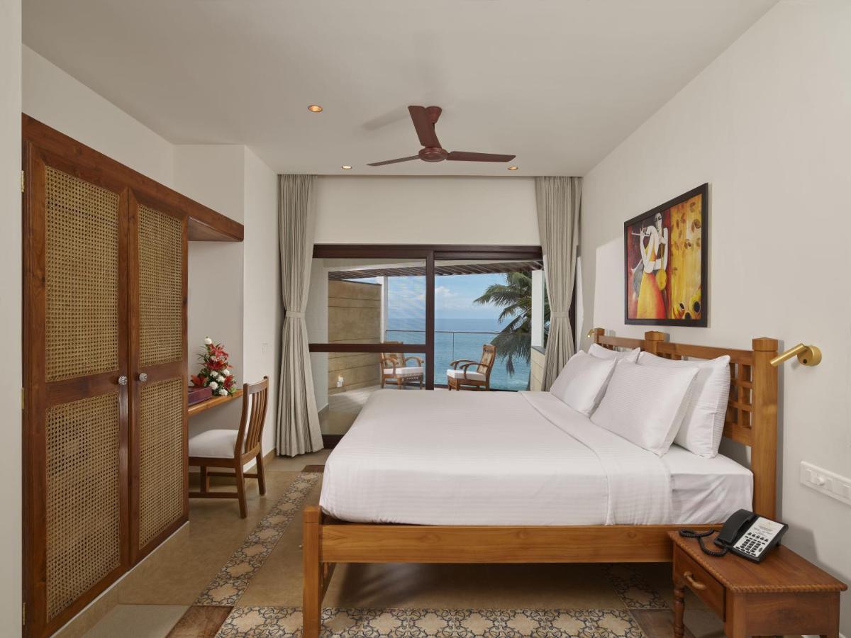 Rockholm At The Light House Beach Kovalam Extérieur photo